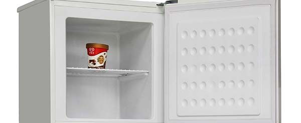 
Smad 9.9 / 4.9 Cu. Ft. Stainless Steel Top Freezer Refrigerator with Fast freeze function