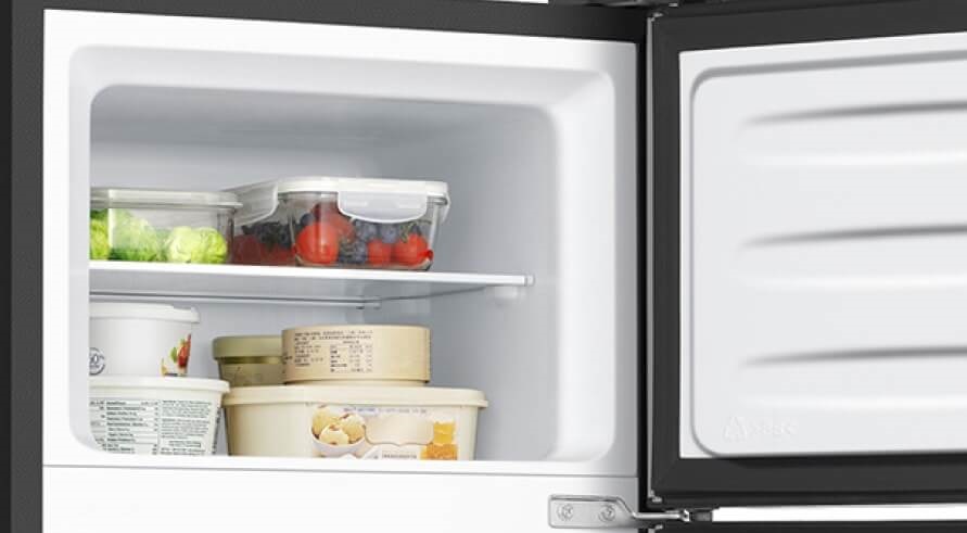 
Smad 3.1 Cu. Ft. Energy Star® Top Freezer Refrigerator with Adjustable Thermostat